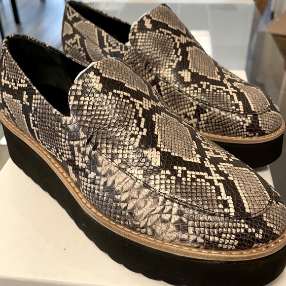 Vince Zeta snake print leather platform loafer - Picture 1 of 5